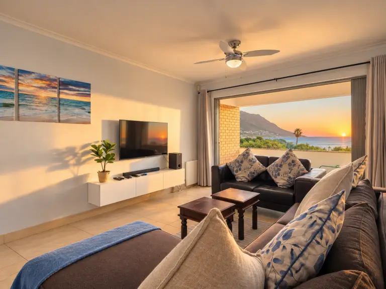 4 la corniche gordons bay 01 private self catering with beach front location 768x576