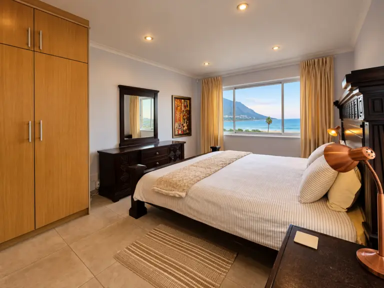 4 la corniche gordons bay 10 primary bedroom with king bed 768x576