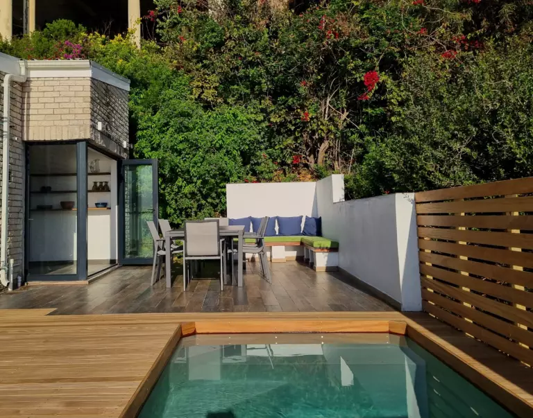 75 protea gordons bay 03 vacation home with private pool and sea view 768x603
