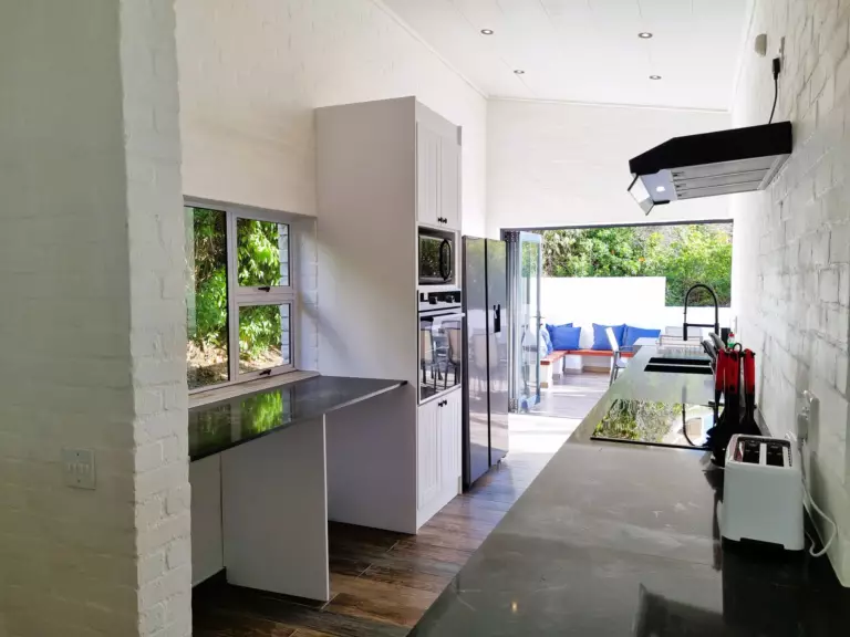 75 protea gordons bay 15 self catering villla with modern kitchen 768x576