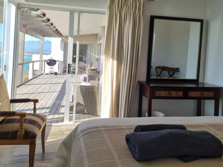 75 protea gordons bay 22 bedroom with ocean views 768x576