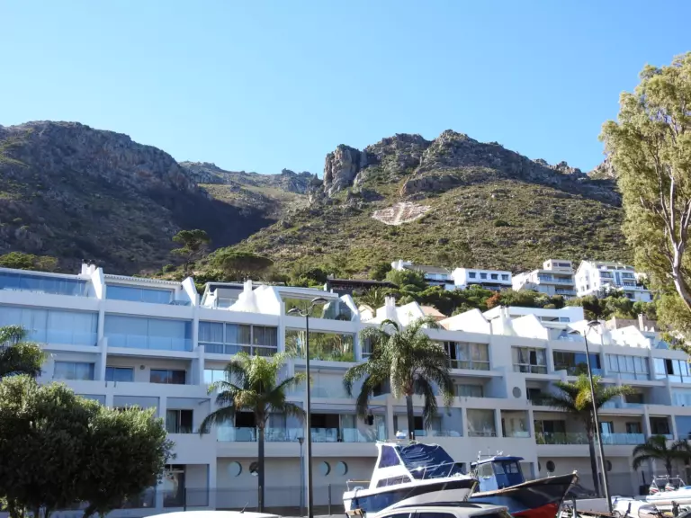 casita shonene gordons bay 22 central with self catering 768x576