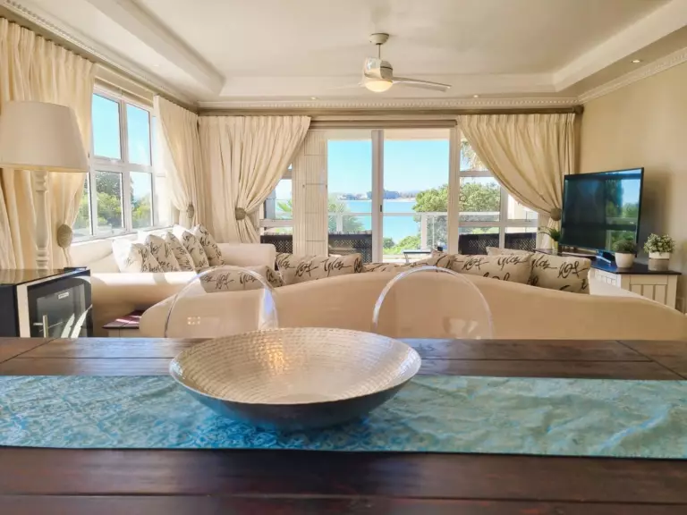goldwater on beach gordons bay 04 open plan living with lounge and dining 768x576