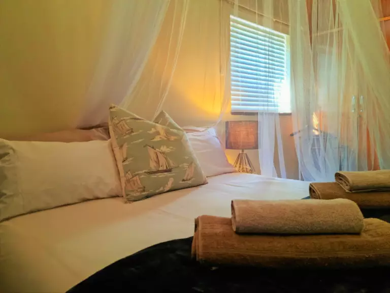 the loft gordons bay 17 bedroom with quality linen 768x576