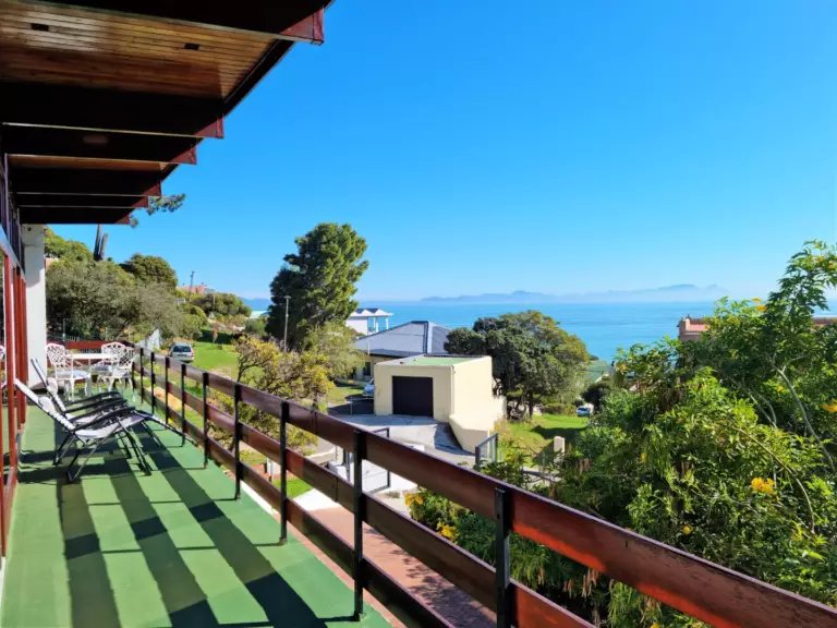 the loft gordons bay 26 balcony with furniture 768x576
